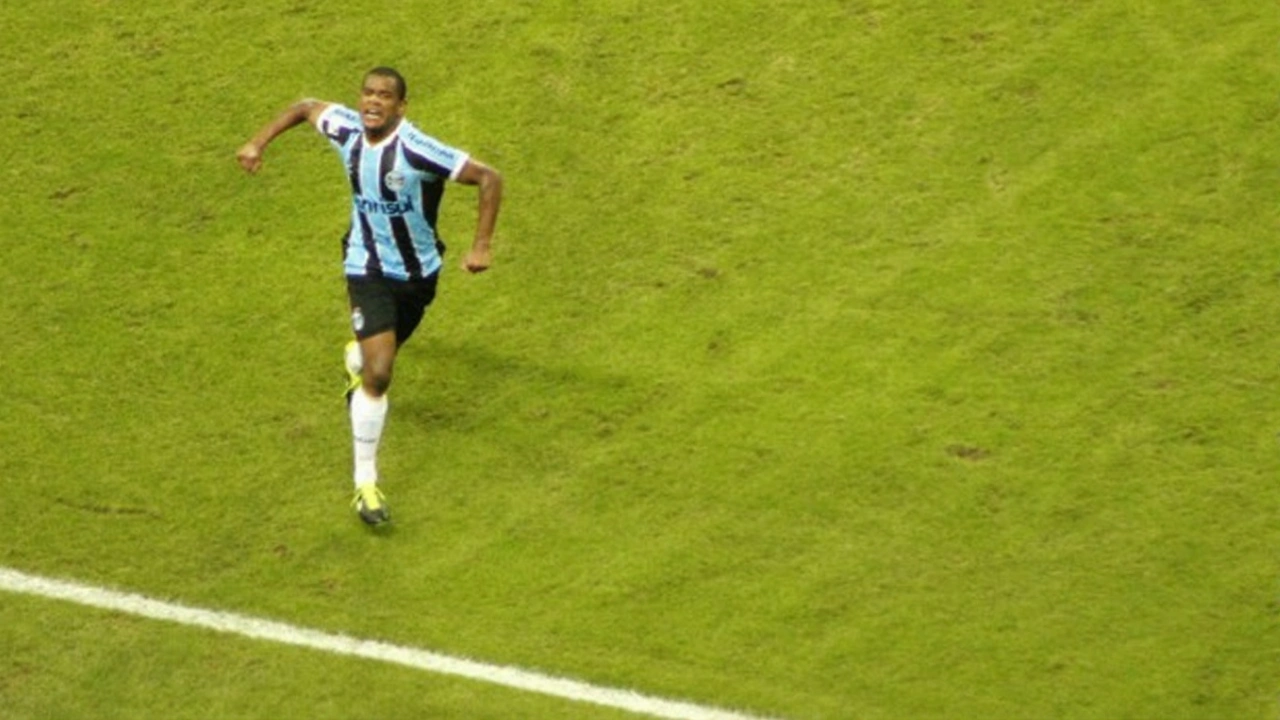Grêmio perde para Santa Fe nas oitavas da Libertadores 2013